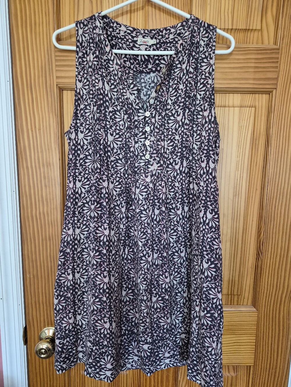 Faherty brand Pink and Dark Blue Printed Sleeveless Pintuck Dress Large